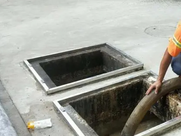 石碣化粪池清理